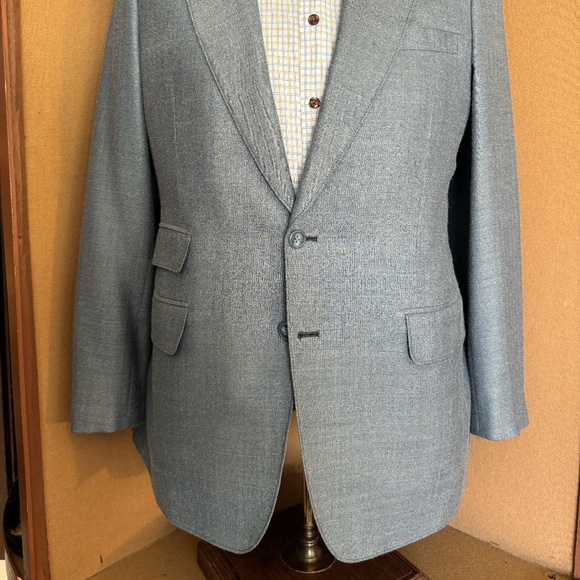 Size 40 Blue herringbone notch lapel 2 button jacket - Picture 2 of 5
